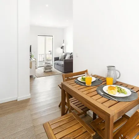 Seaside Salty Escape *